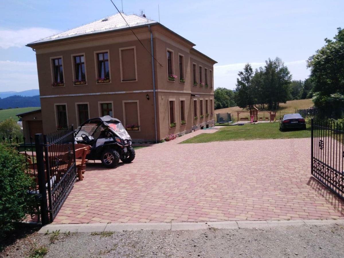 Pension Stara Skola Vysoke Zibridovice Zewnętrze zdjęcie