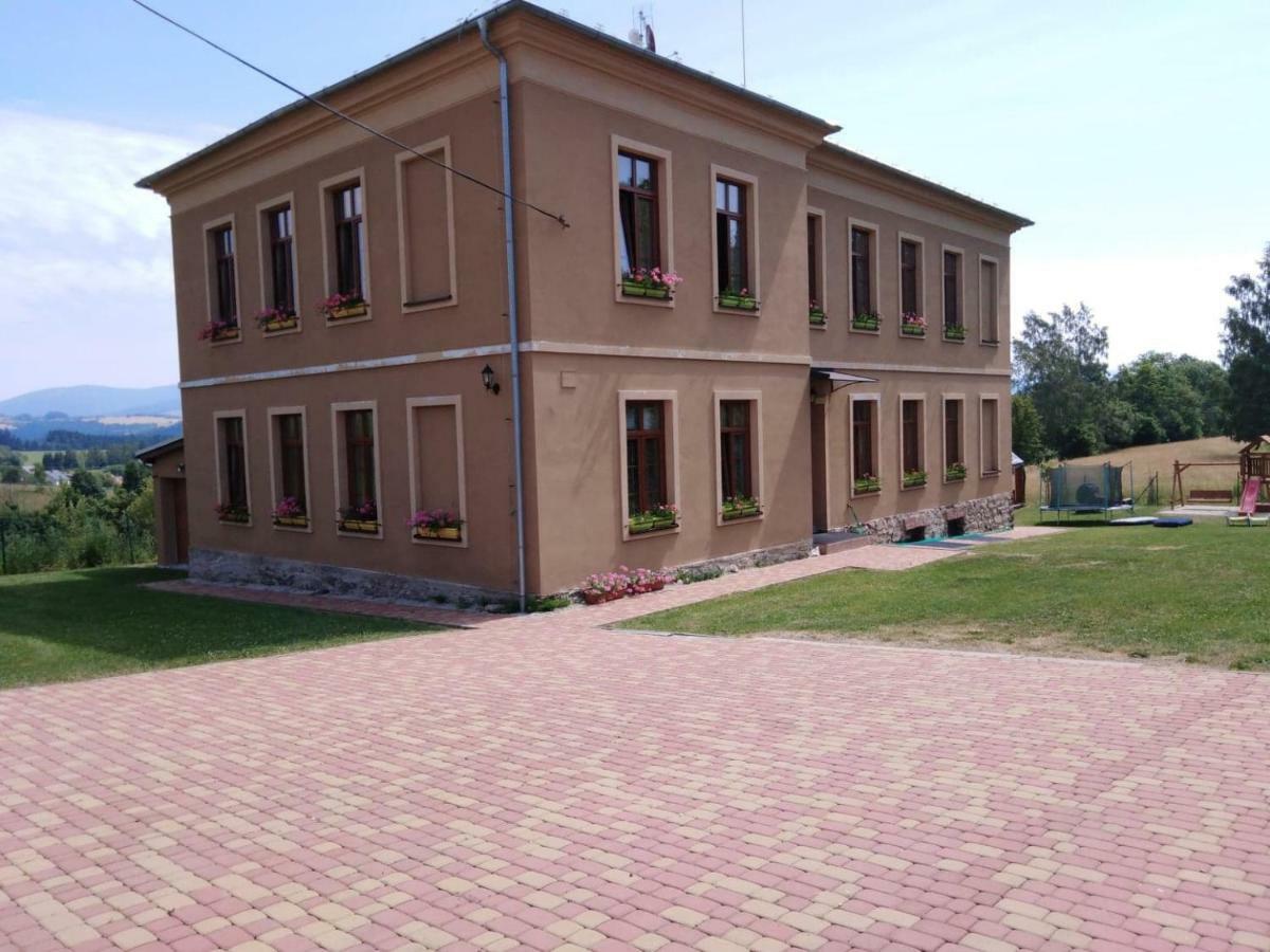 Pension Stara Skola Vysoke Zibridovice Zewnętrze zdjęcie